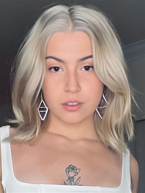 Chanel Camryn (Model) Age, Wiki, Height, Weight, Bio, Photos, Net Worth.